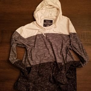 Broken Thread Long Sleeve